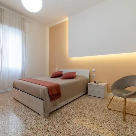 Casa Daura - Your Comfortable In - Parking Apartment