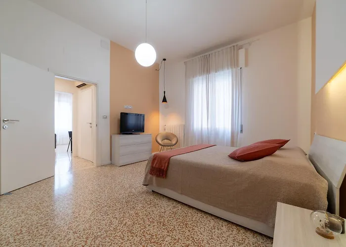 Casa Daura - Your Comfortable In - Parking Апартаменты *